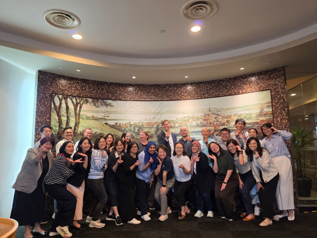 J&J HR teams